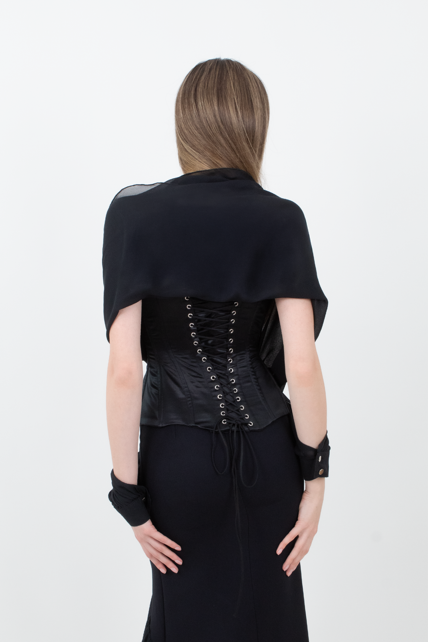 CACHE-ÉPAULES POUR LE MÉTRO